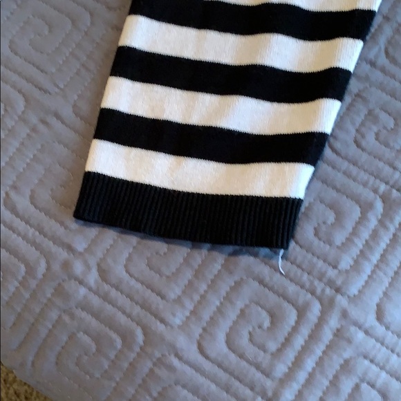 Lane Bryant Ladies top - Picture 3 of 5